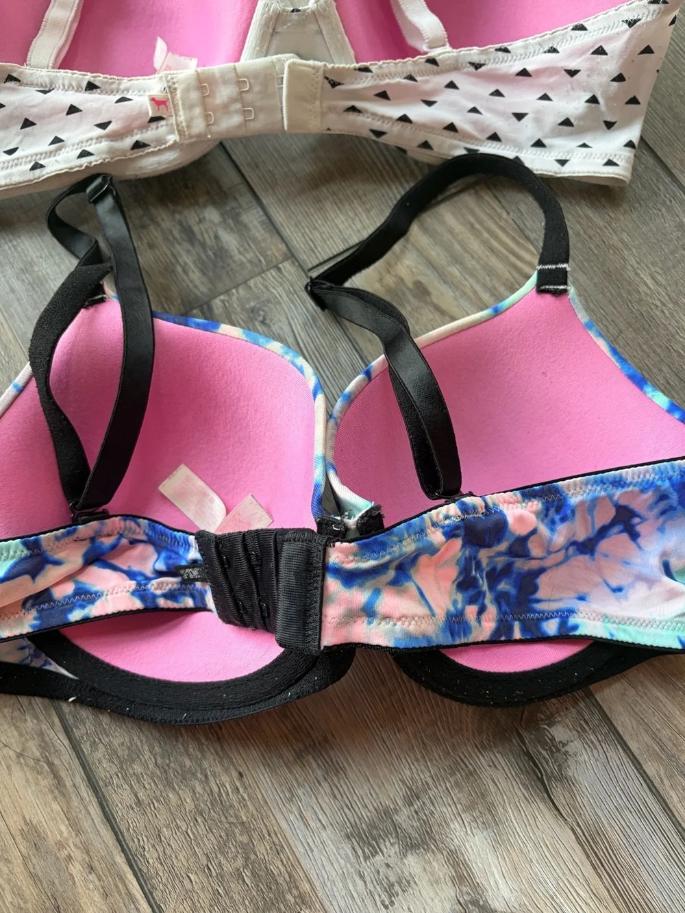 Women’s Victoria’s Secret PINK Wear Everywhere Bras (2)
